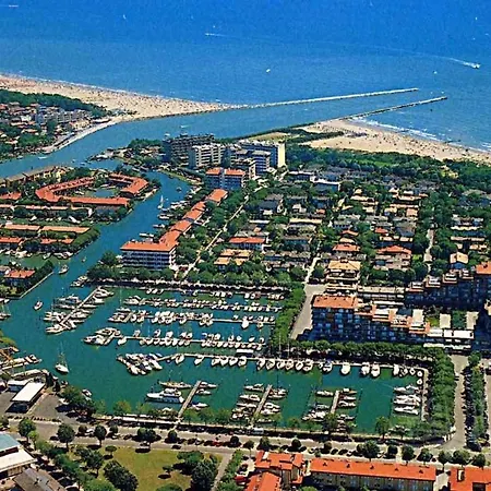 Sea View Flat Just 70m From The Porto Santa Margherita di Caorle