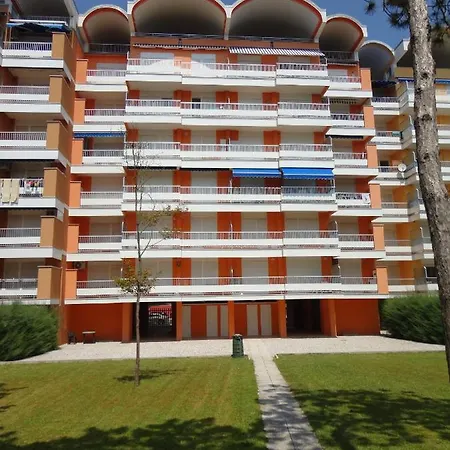 Apartment Sea View Flat Just 70m From The *