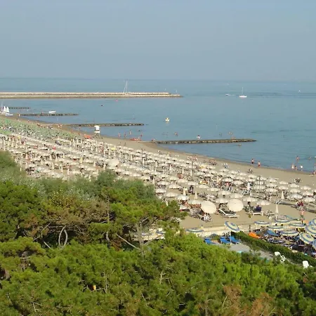 Sea View Flat Just 70m From The Porto Santa Margherita di Caorle