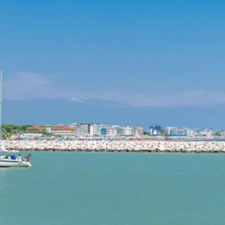 Apartment Sea View Flat Just 70m From The Porto Santa Margherita di Caorle
