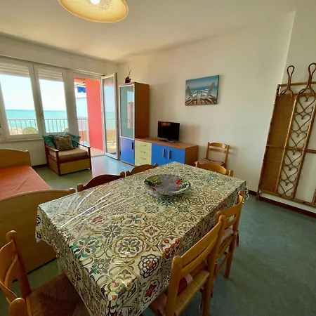 Sea View Flat Just 70m From The Apartment Porto Santa Margherita di Caorle