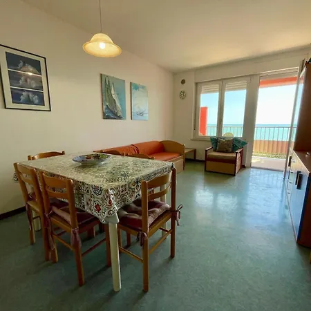 Sea View Flat Just 70m From The Porto Santa Margherita di Caorle